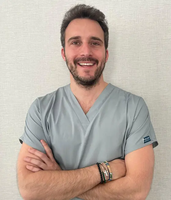 Retrato de Dr. Juan Carmona, docente del máster